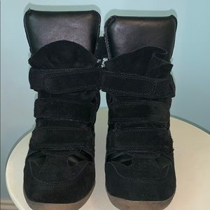 STEVEN MADDEN WEDGES